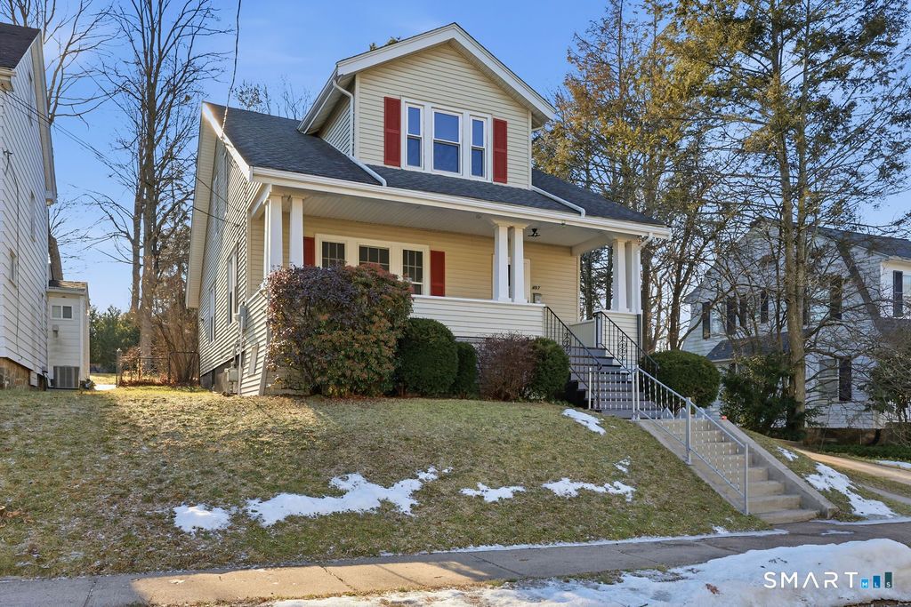 Photo of 497 Commonwealth Avenue, New Britain, CT 06053 (MLS # 24148683)