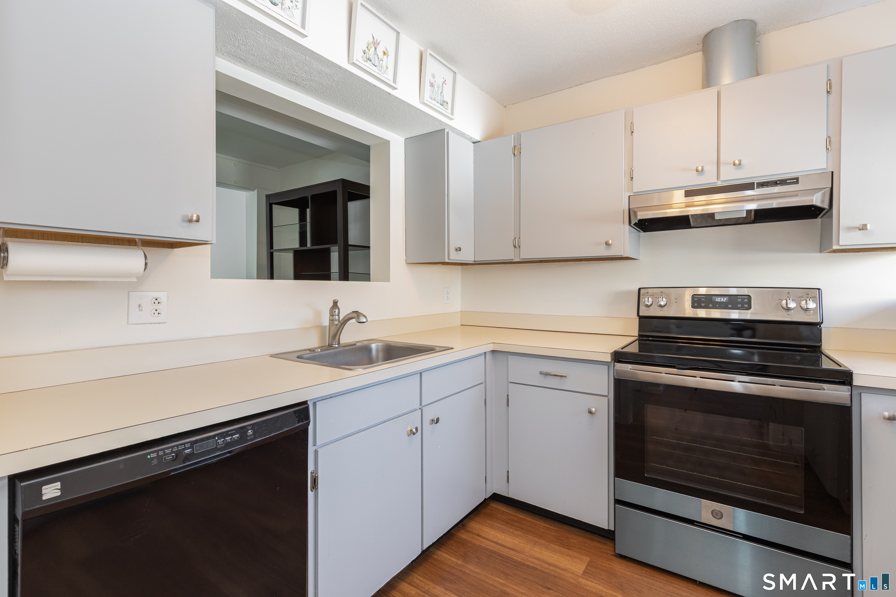 9 Highpoint Court 116E