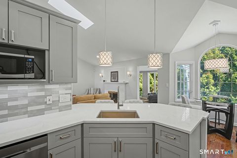 Tiny photo for 555 Mohave Circle #555, Shelton, CT 06484 (MLS # 24161464)