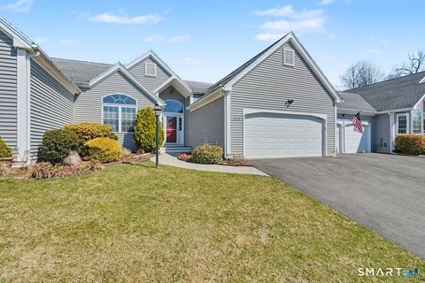 Tiny photo for 555 Mohave Circle #555, Shelton, CT 06484 (MLS # 24161464)