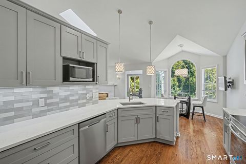 Tiny photo for 555 Mohave Circle #555, Shelton, CT 06484 (MLS # 24161464)