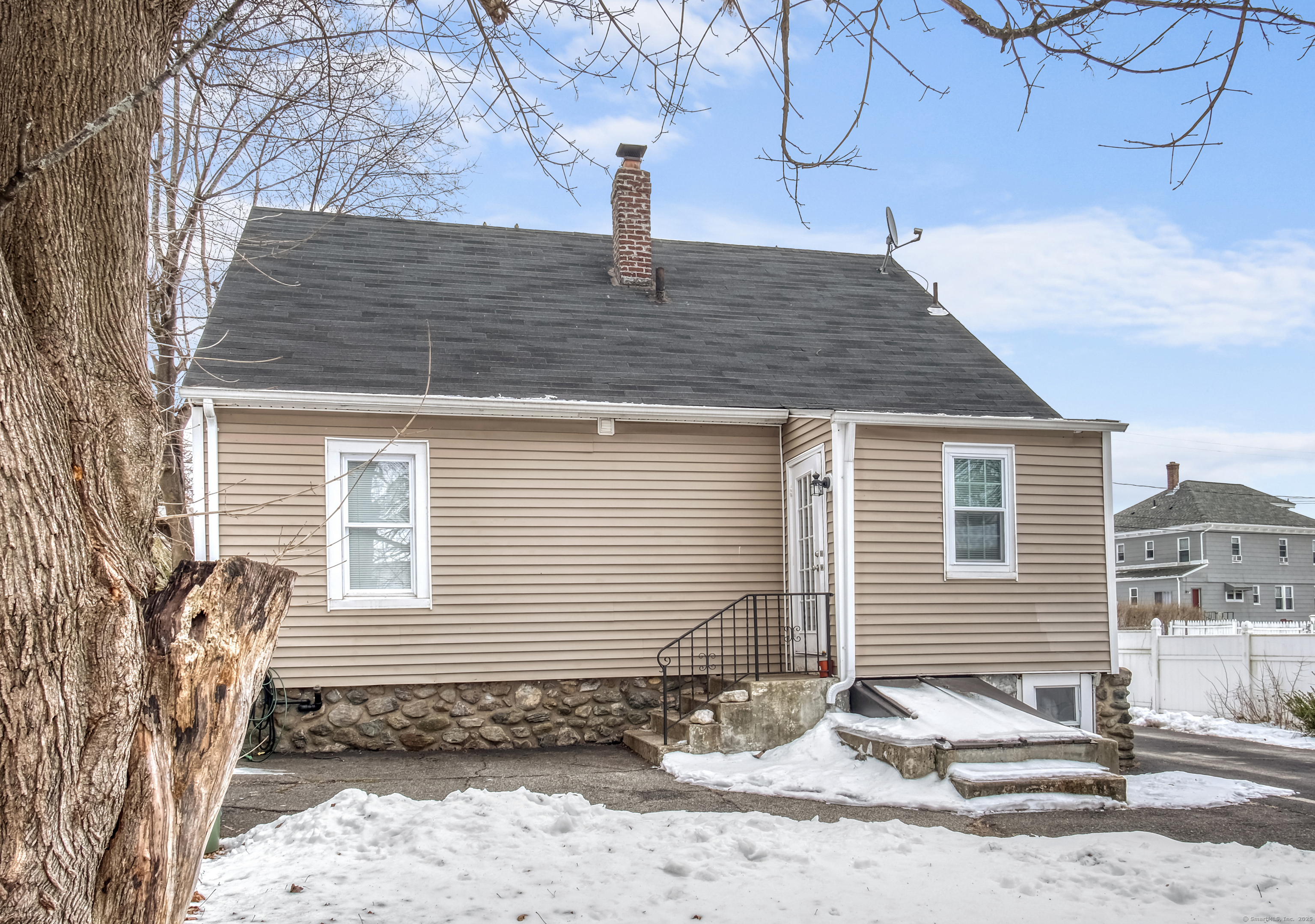 29 Matthews Street, Waterbury, Connecticut image 23