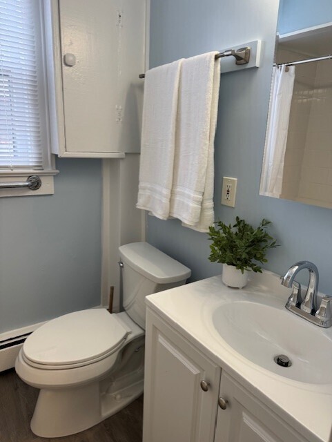 Norwalk, Connecticut 06855, United States, 2 Bedrooms Bedrooms, ,1 BathroomBathrooms,Residential,Active,241623