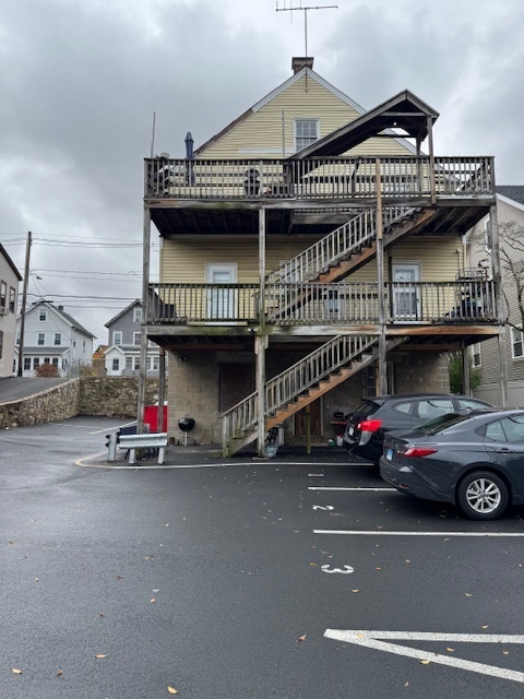 Norwalk, Connecticut 06855, United States, 2 Bedrooms Bedrooms, ,1 BathroomBathrooms,Residential,Active,241623