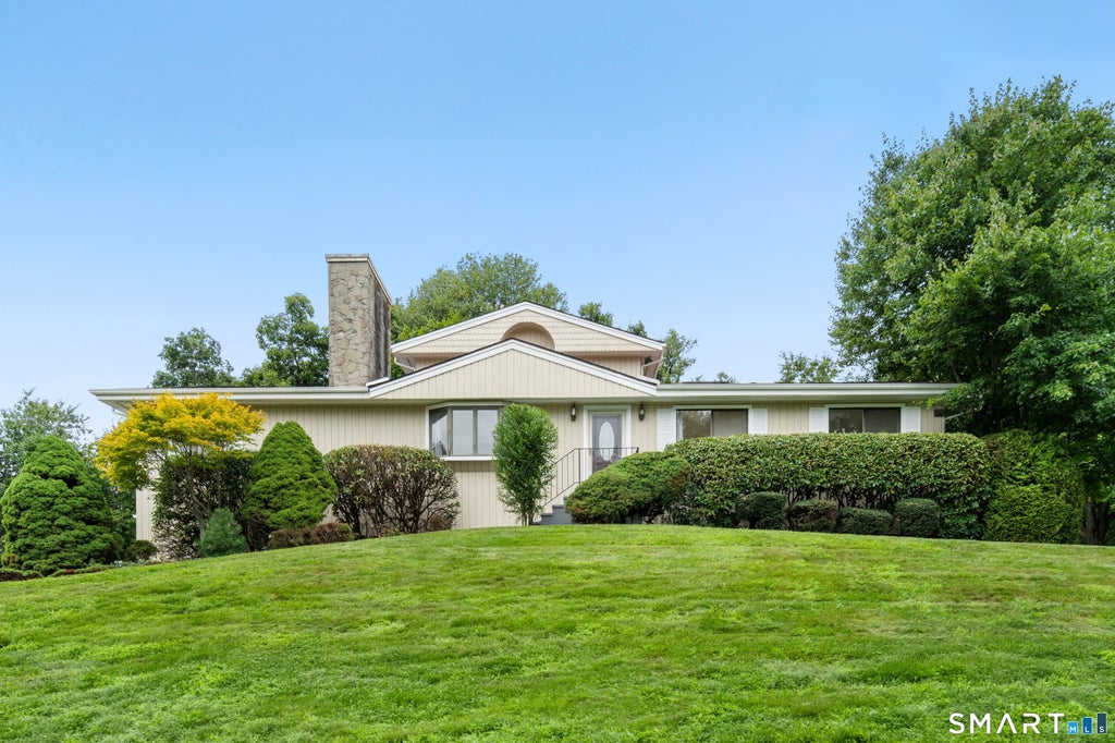 Photo of 223 Sterling Road, Trumbull, CT 06611 (MLS # 24205381)