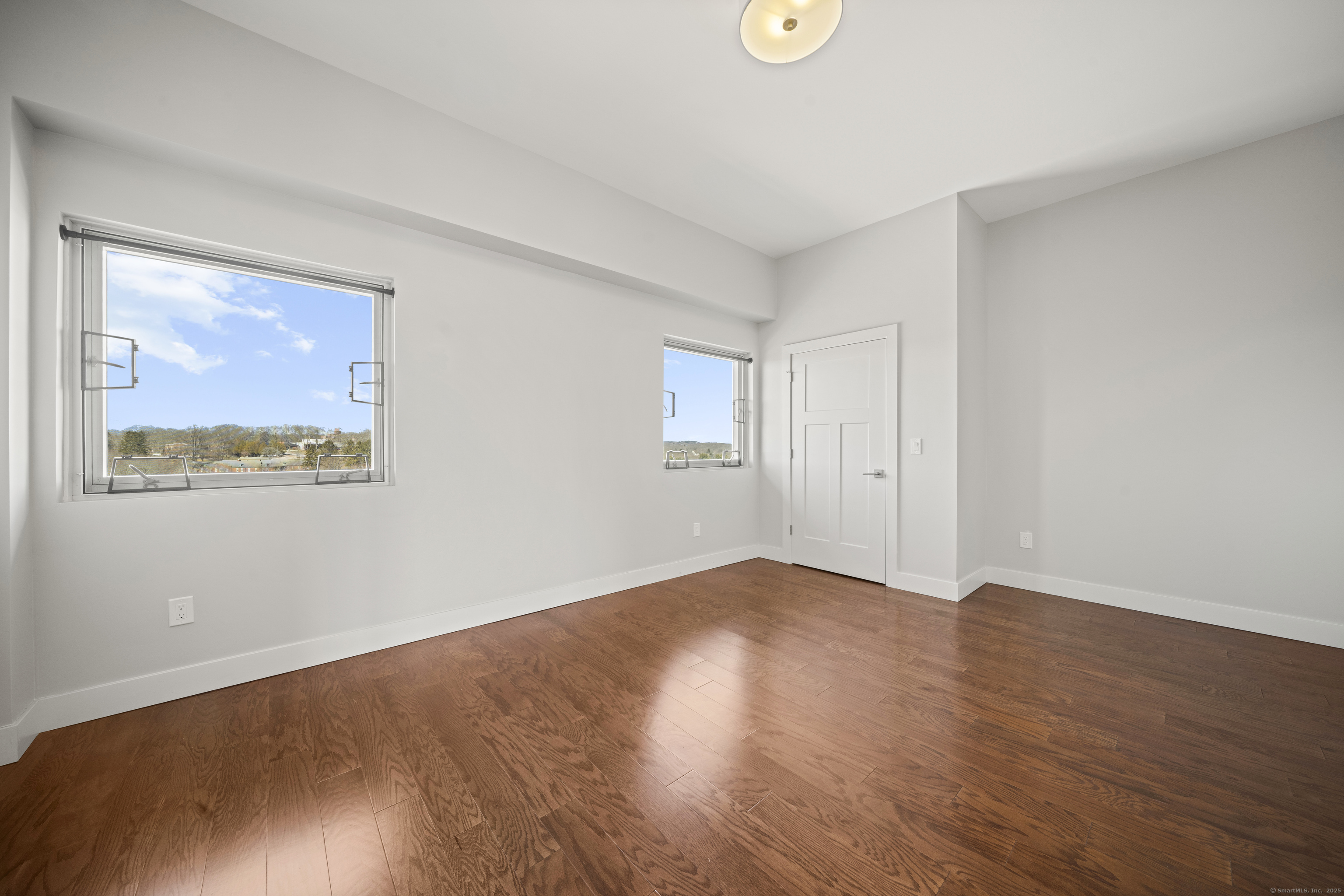 586 W Thames Street #APT 609, Norwich, Connecticut image 21