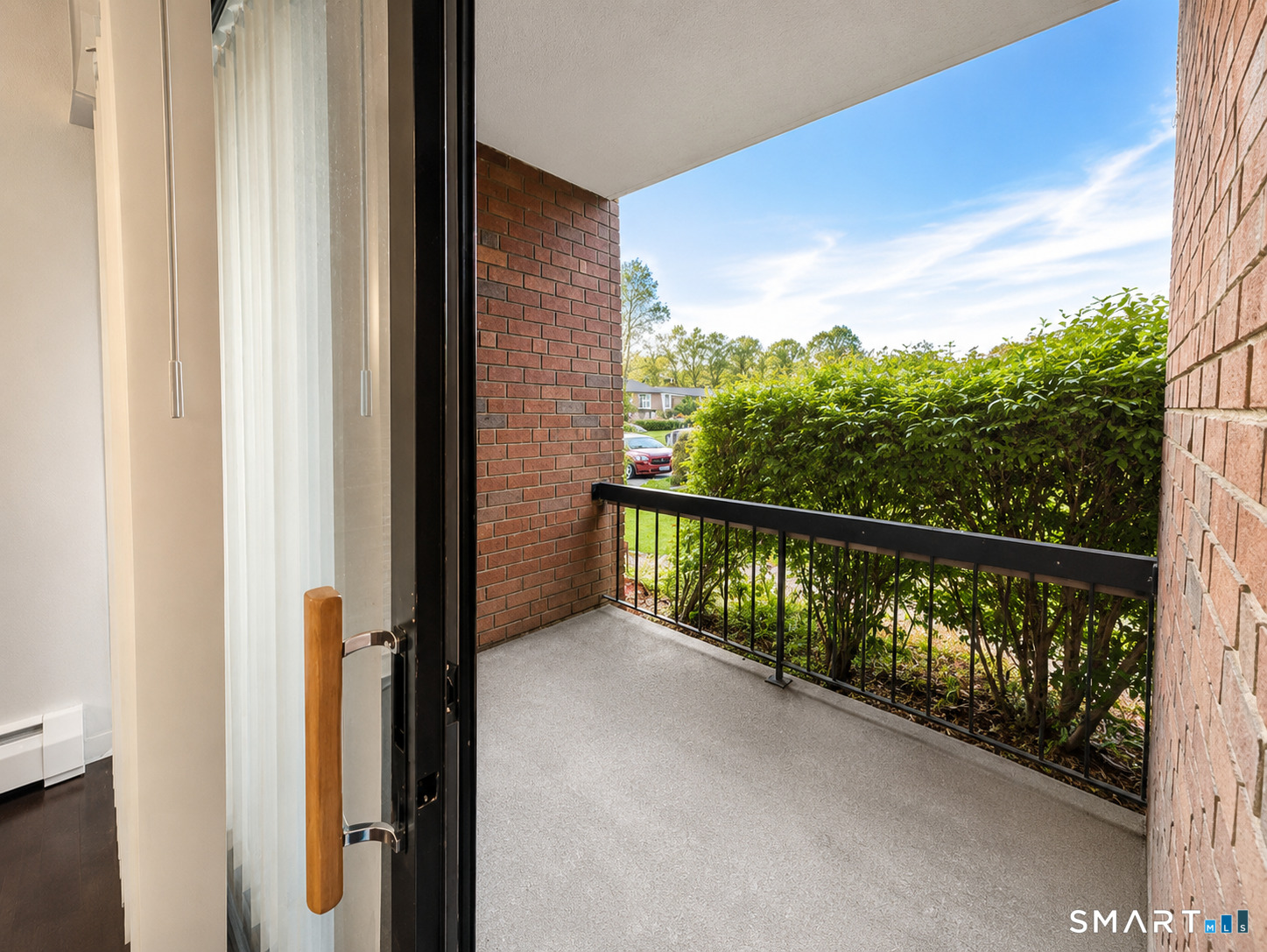 914 High Path Road 914