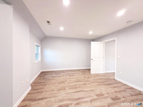 Tiny photo for 308 Alden Avenue #B, New Haven, CT 06515 (MLS # 24188517)