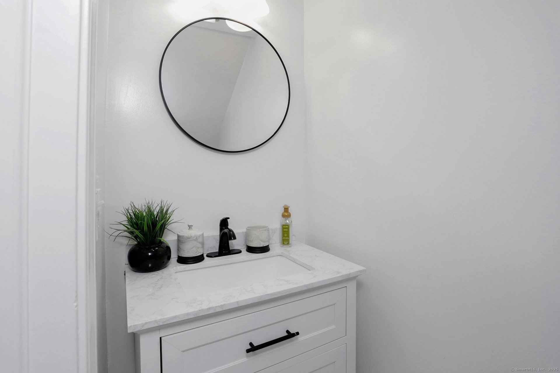 257 High Ridge Drive, Bridgeport, Connecticut image 9