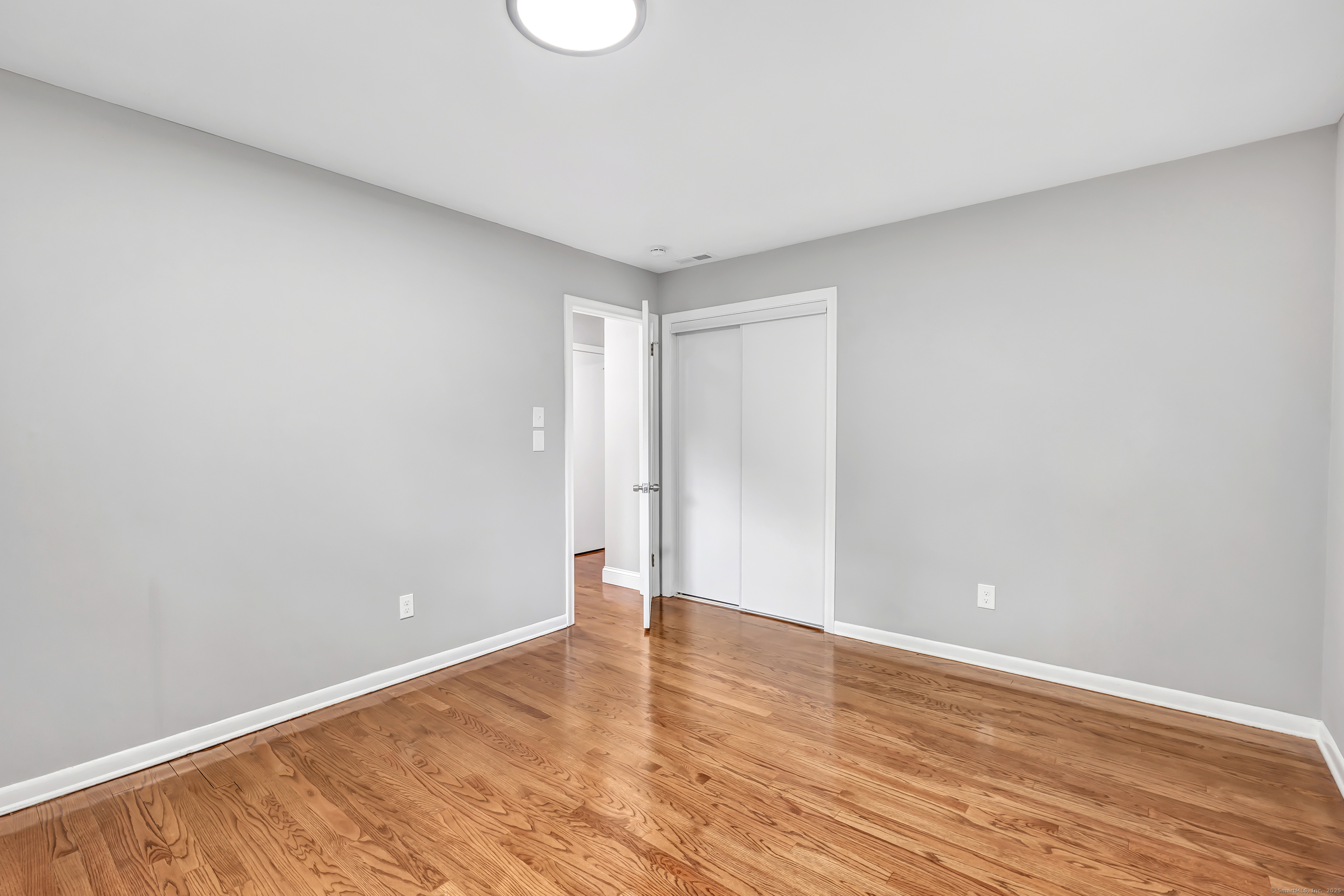325 River Road, Hamden, Connecticut image 17