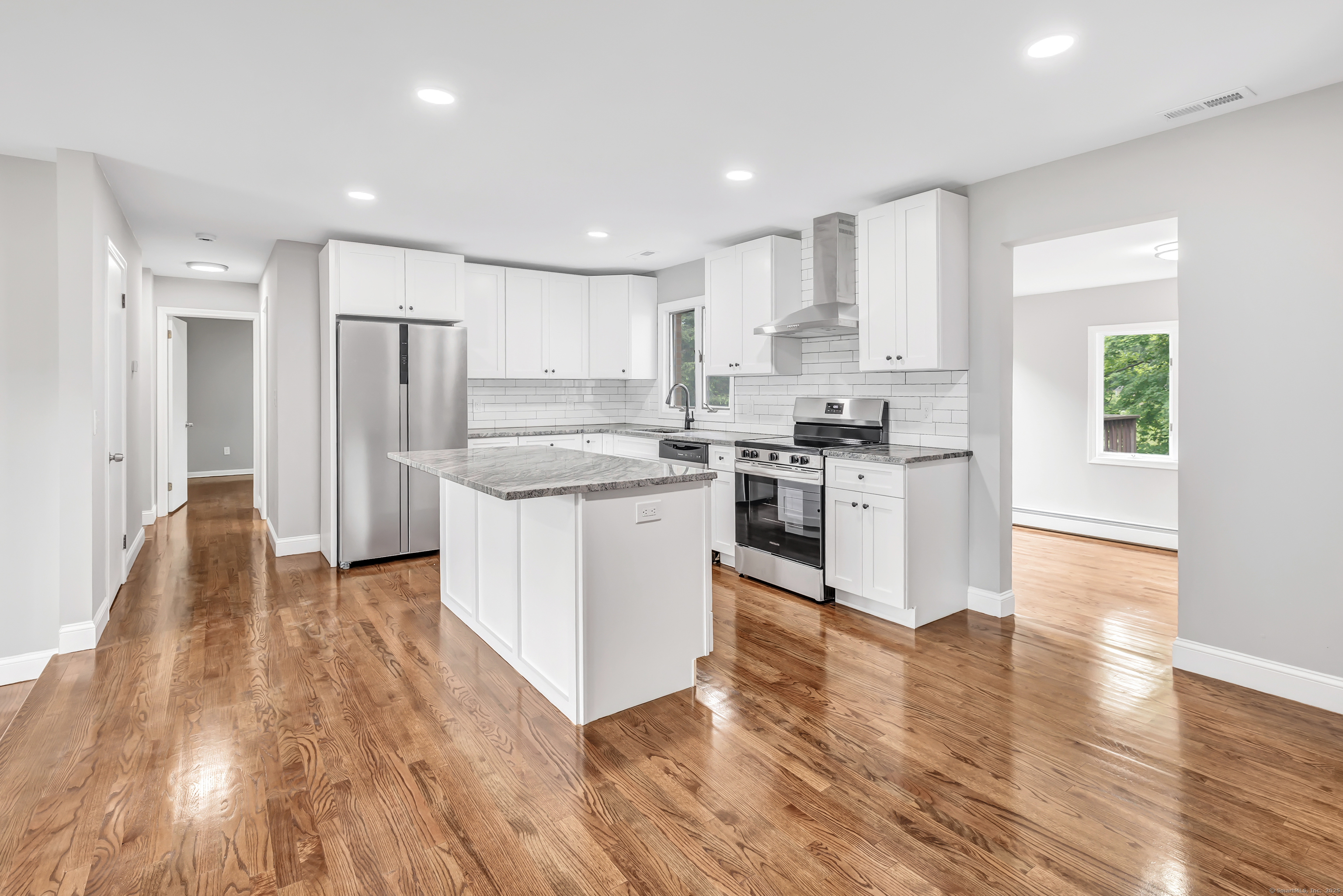 325 River Road, Hamden, Connecticut image 6
