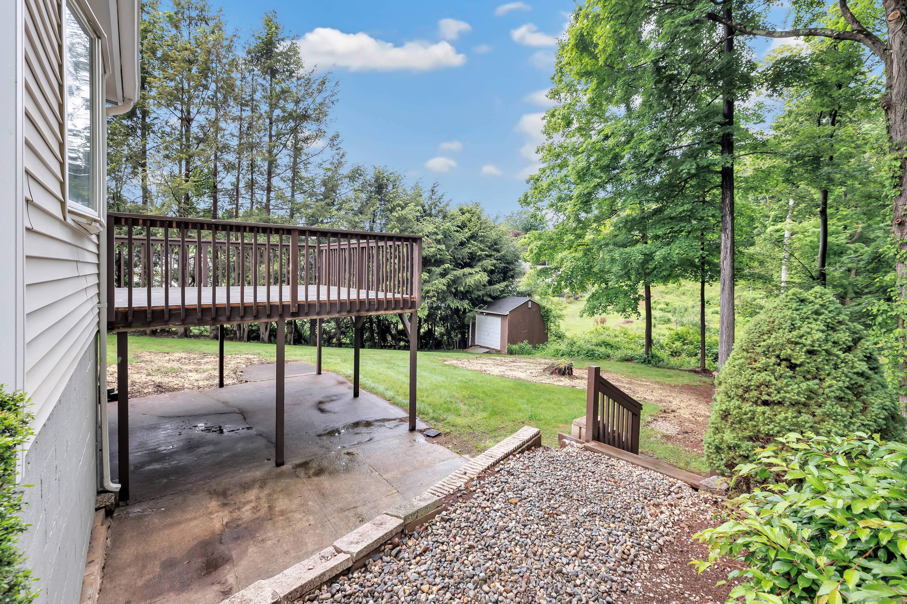 325 River Road, Hamden, Connecticut image 32