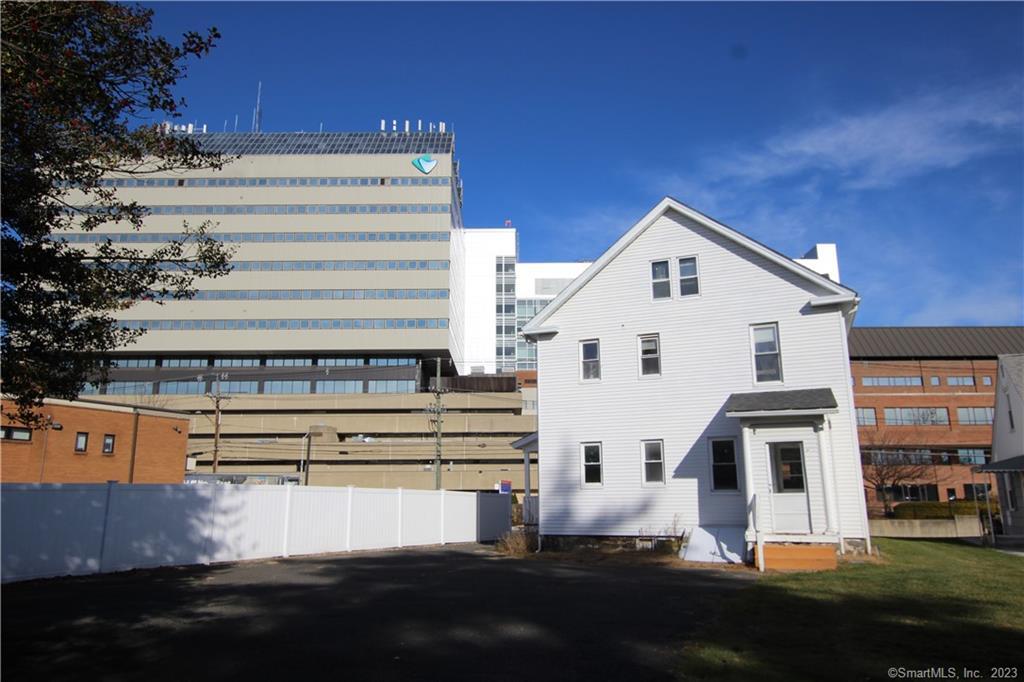 80 Locust Avenue, Danbury, Connecticut image 3