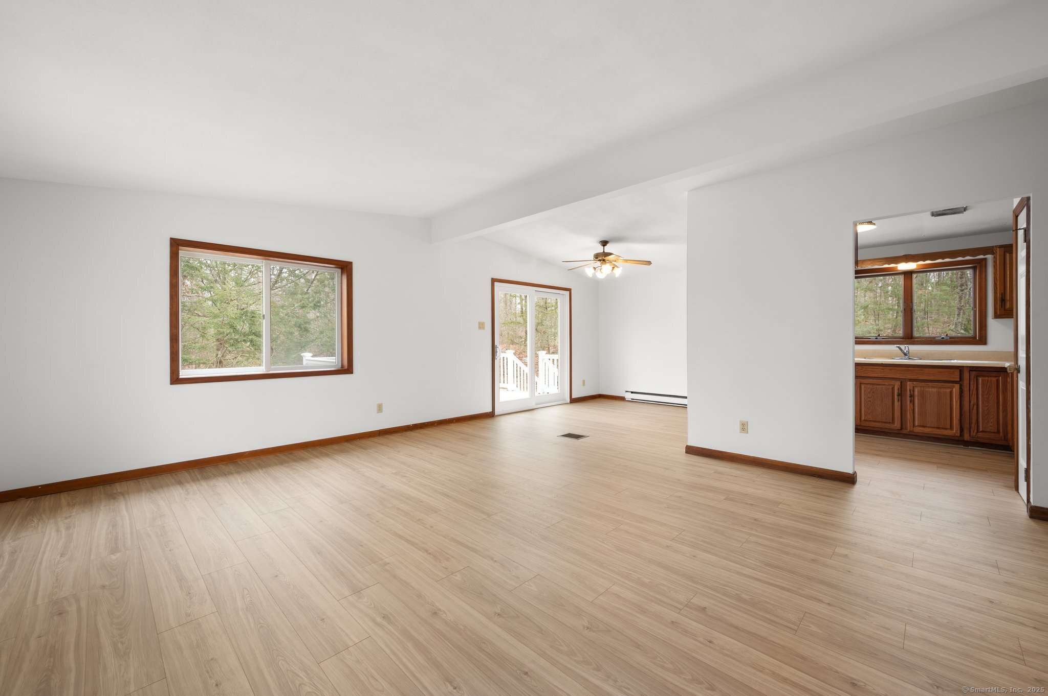 Griswold, Connecticut 06351, United States, 3 Bedrooms Bedrooms, ,1 BathroomBathrooms,Residential,Pending,18778