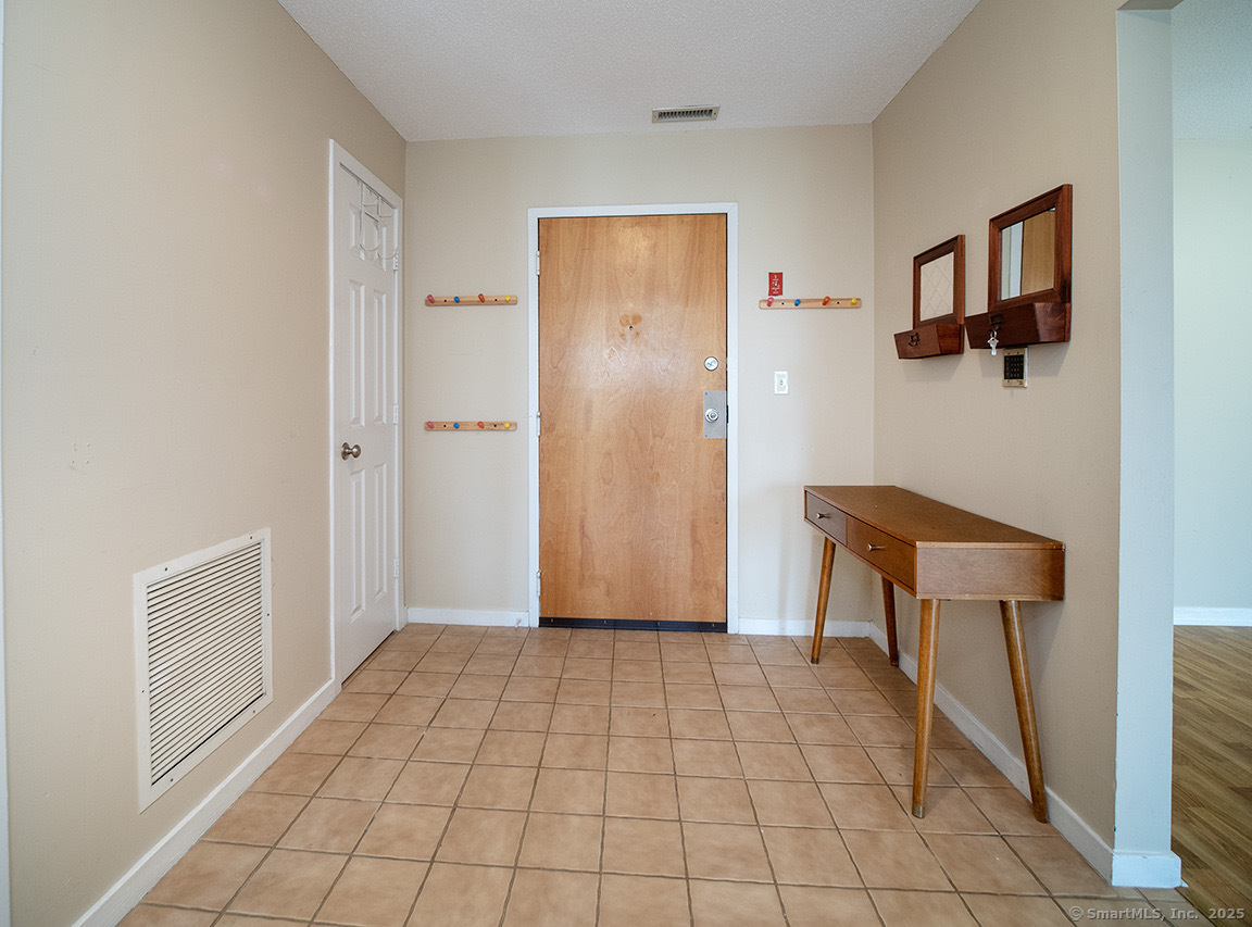 500 Prospect Street #APT 3G, New Haven, Connecticut image 2