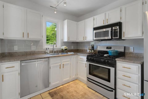 Tiny photo for 20 Glenrock #20, Norwalk, CT 06850 (MLS # 24184298)