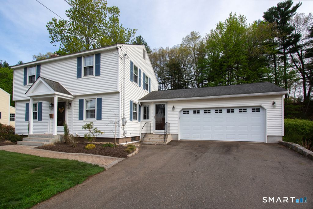 Photo of 174 Henry Street, Manchester, CT 06042 (MLS # 24168357)
