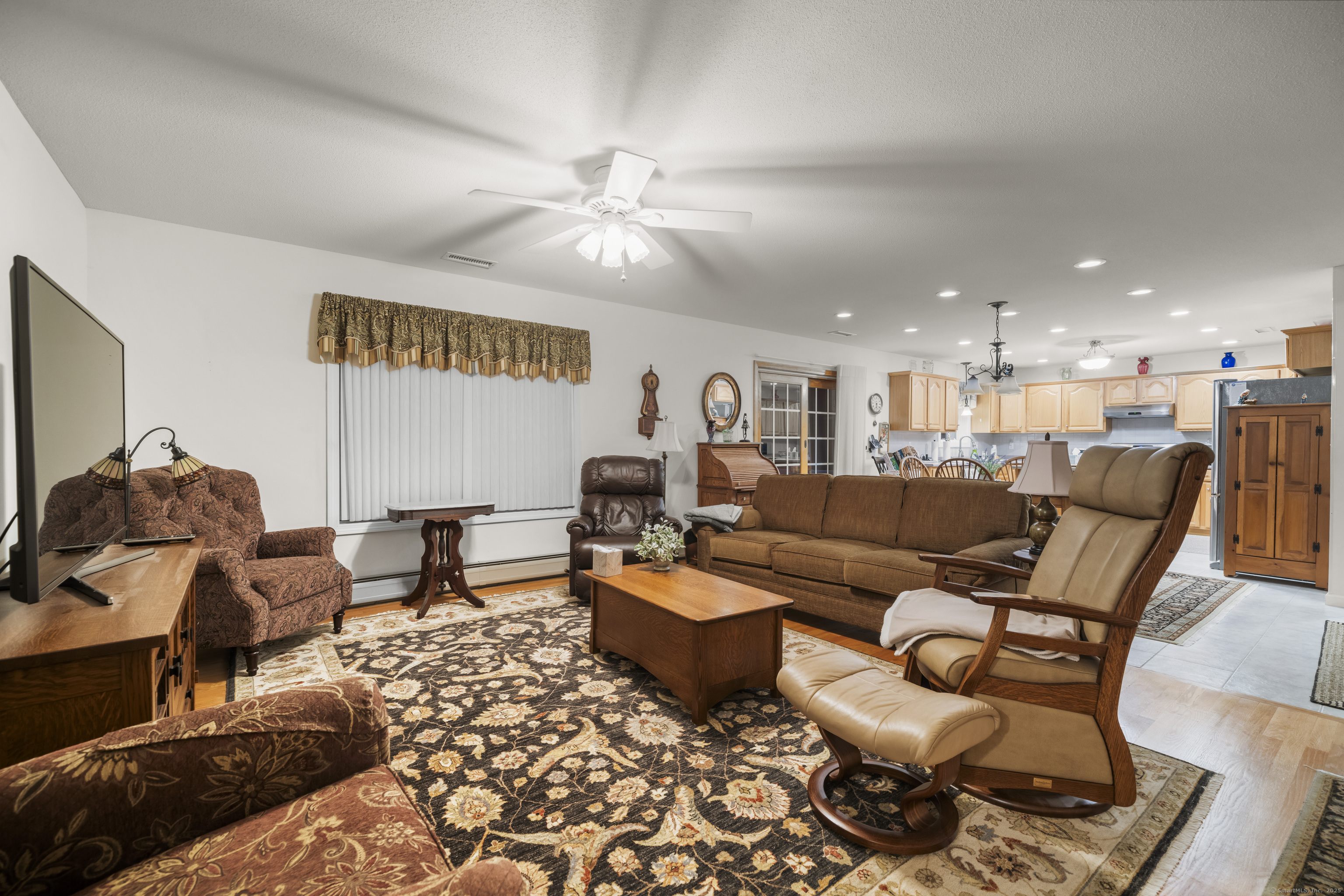 268 Broad Brook Road, Enfield, Connecticut image 5