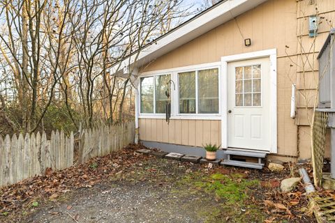 Tiny photo for 15 Egypt Lane, Clinton, CT 06413 (MLS # 24146976)