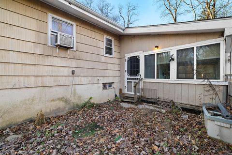 Tiny photo for 15 Egypt Lane, Clinton, CT 06413 (MLS # 24146976)