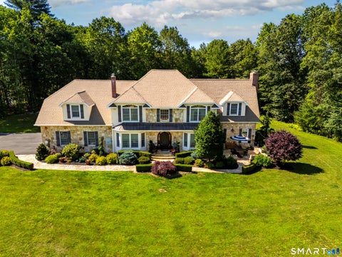 Apartment For Sale - 99 Carriage Lane<br/> Roxbury, CT 06783
