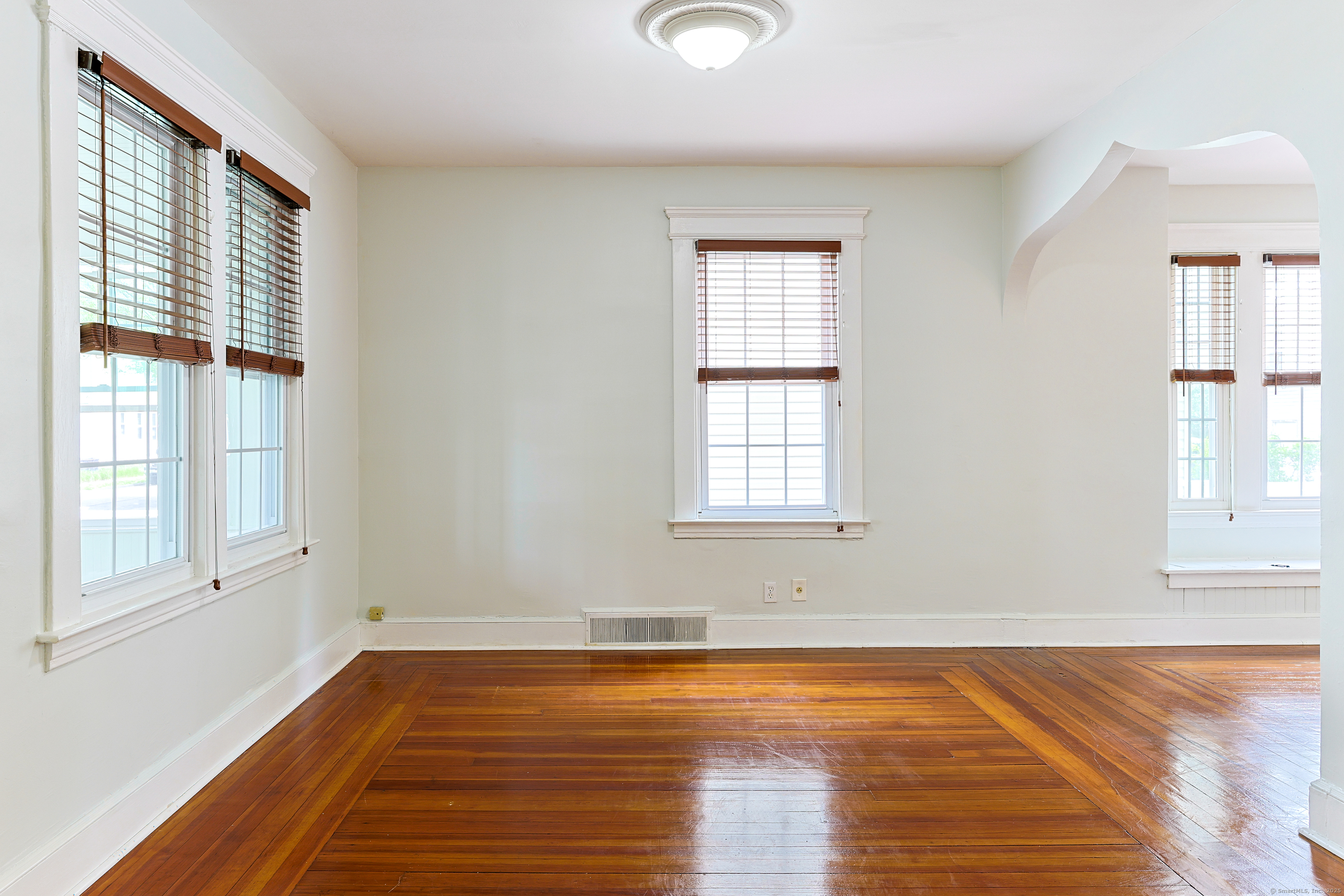262 Blohm Street, West Haven, Connecticut image 9