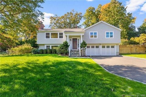 Photo of 7 Nappa Drive, Westport, CT 06880 (MLS # 24165305)