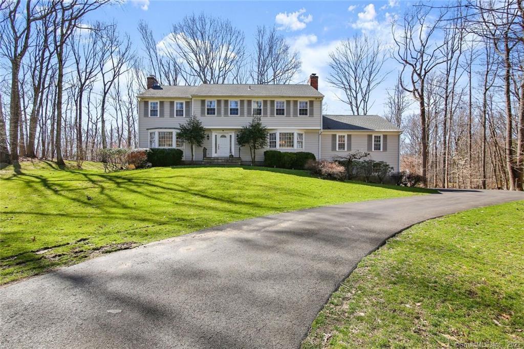 Photo 1 of 57 Deer Park Road, New Canaan, Connecticut, $1,512,000, Web #: 170382602