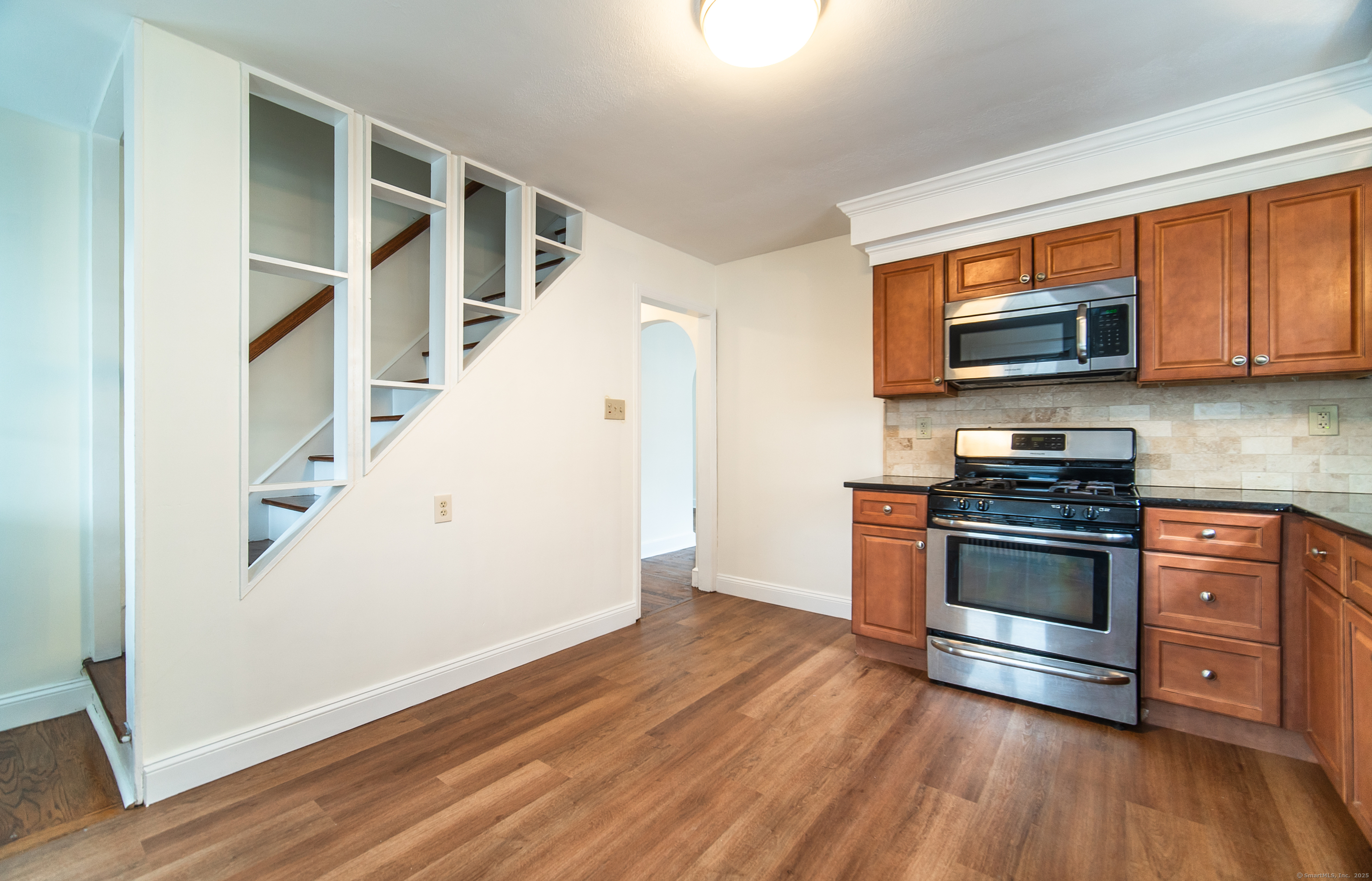 328 Henry Avenue, Stratford, Connecticut image 12