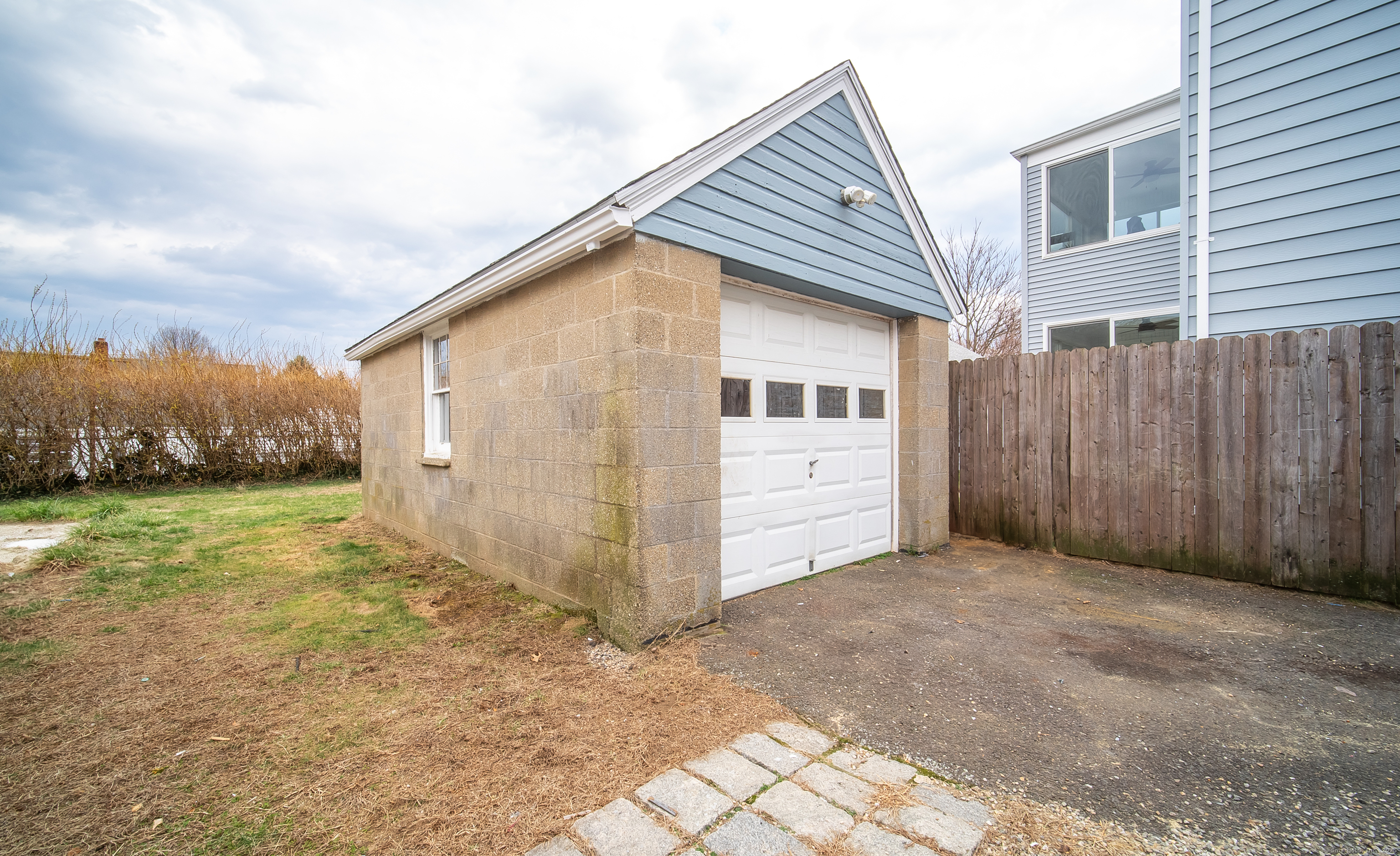 328 Henry Avenue, Stratford, Connecticut image 35