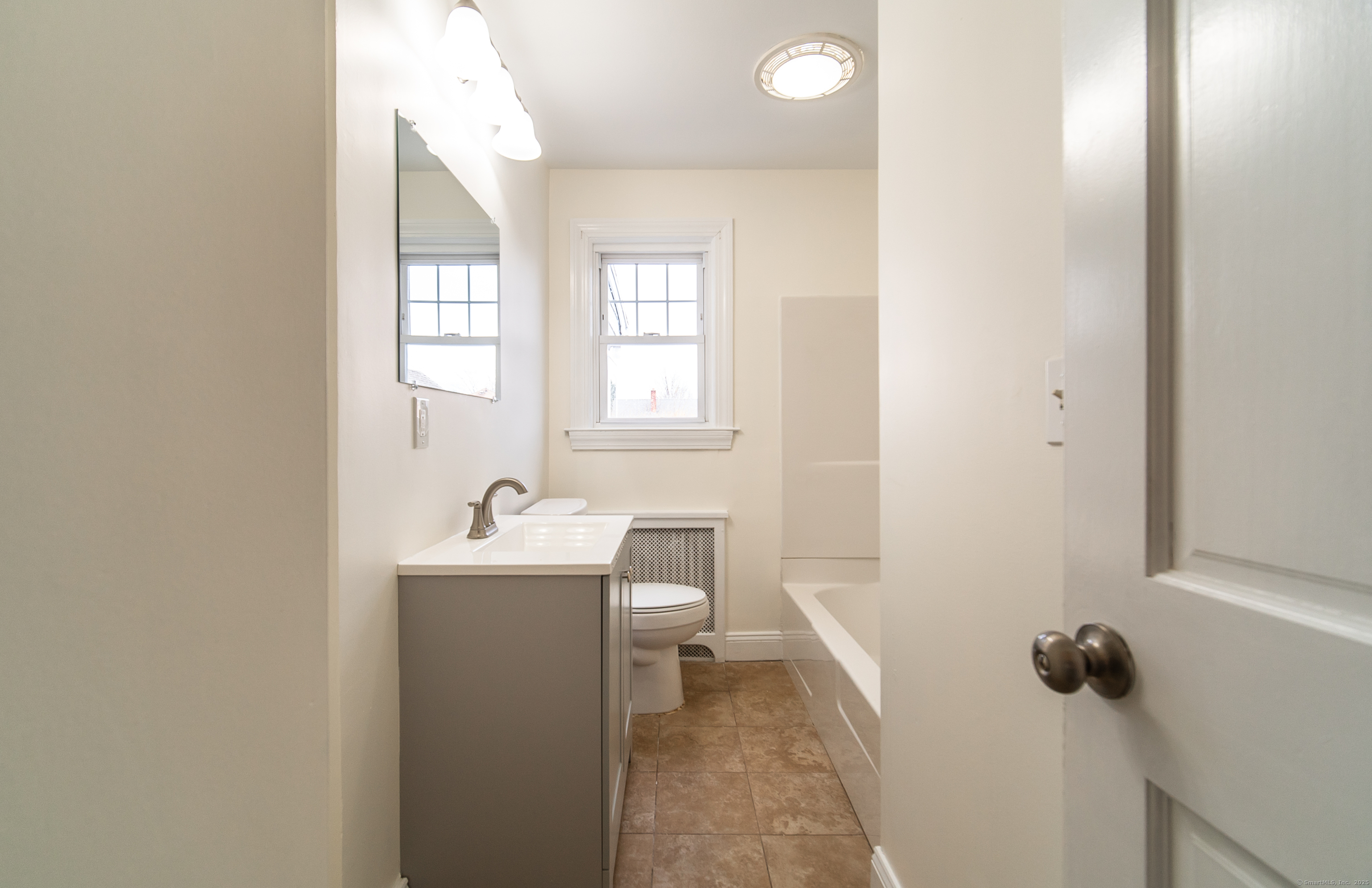 328 Henry Avenue, Stratford, Connecticut image 18