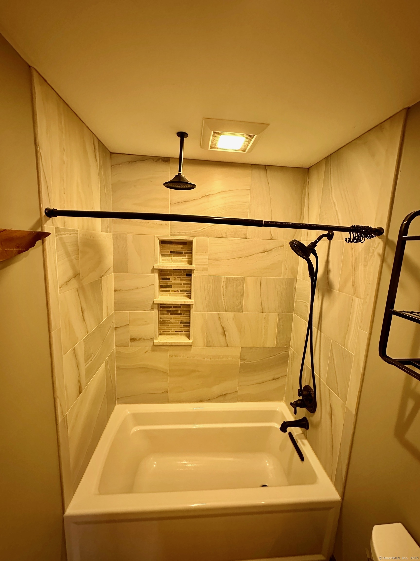 17 Tamarack Lane #17, Woodbury, Connecticut image 18