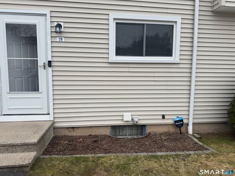 Tiny photo for 1081 New Haven Road #2H, Naugatuck, CT 06770 (MLS # 24164533)