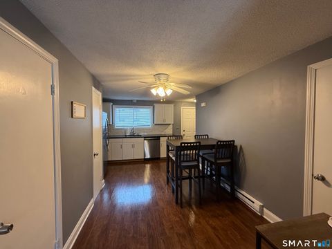 Tiny photo for 1081 New Haven Road #2H, Naugatuck, CT 06770 (MLS # 24164533)