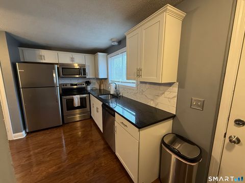 Tiny photo for 1081 New Haven Road #2H, Naugatuck, CT 06770 (MLS # 24164533)