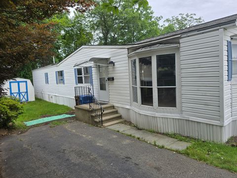 20 Woodland Park Shelton CT 06484