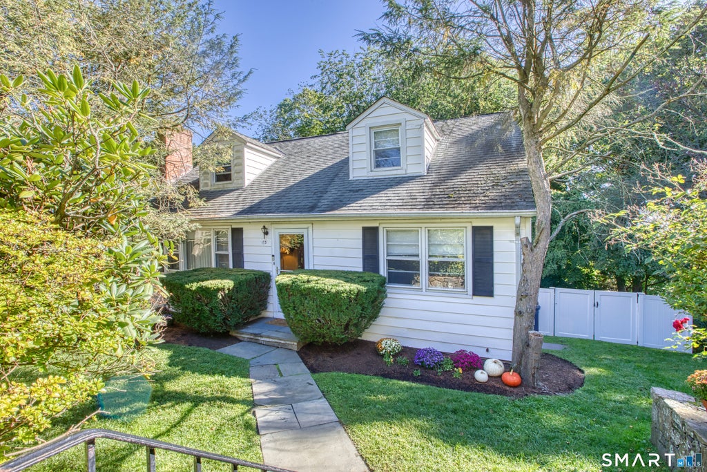 Photo of 113 Pilgrim Drive, Greenwich, CT 06831 (MLS # 24203860)