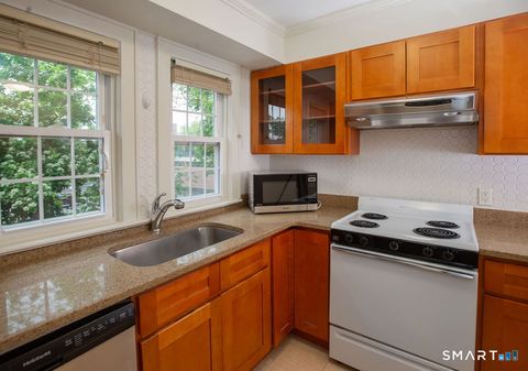 Tiny photo for 40 Unit B Seminary Street, New Canaan, CT 06840 (MLS # 24173338)