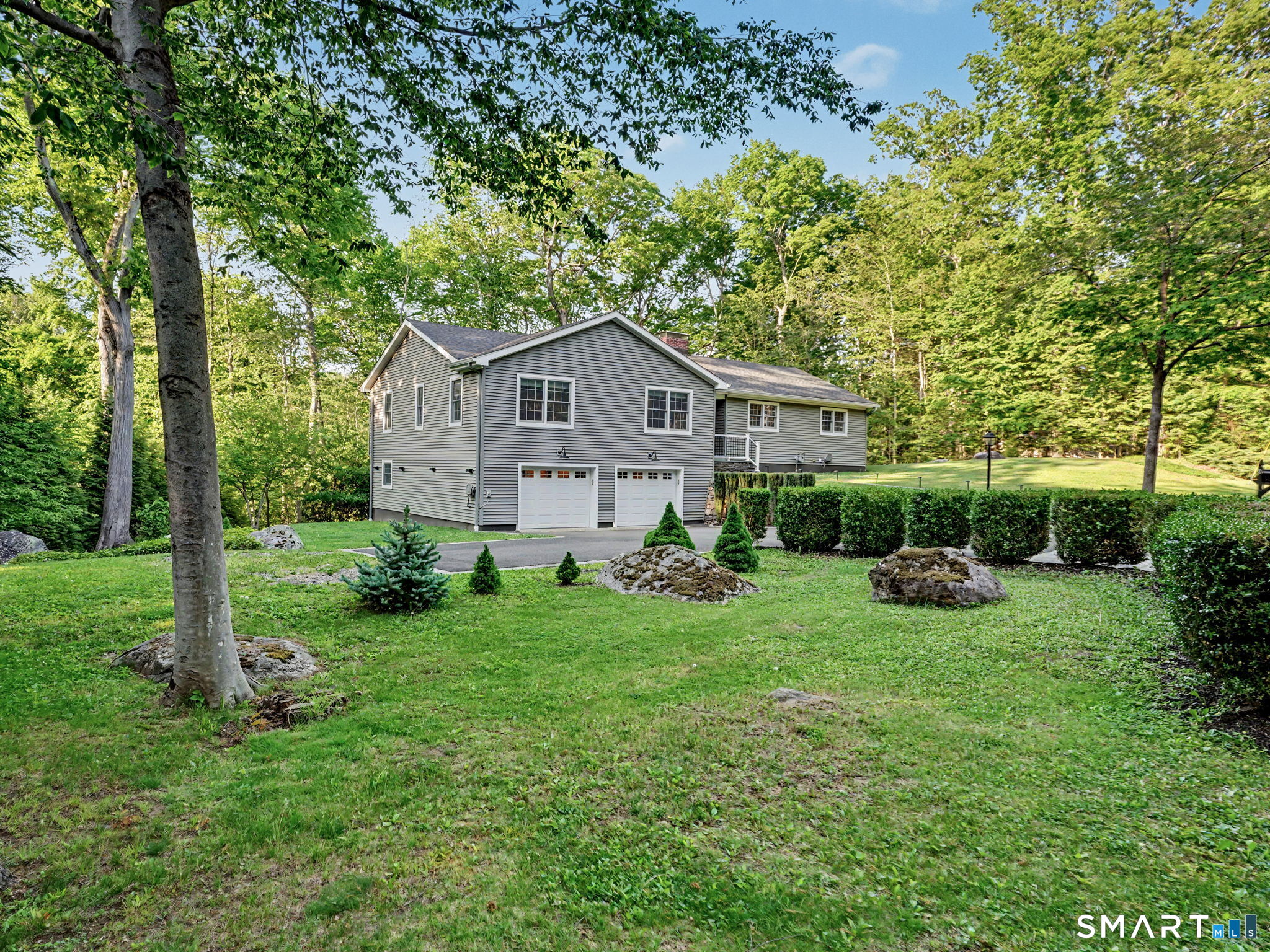 8 White Fox Road