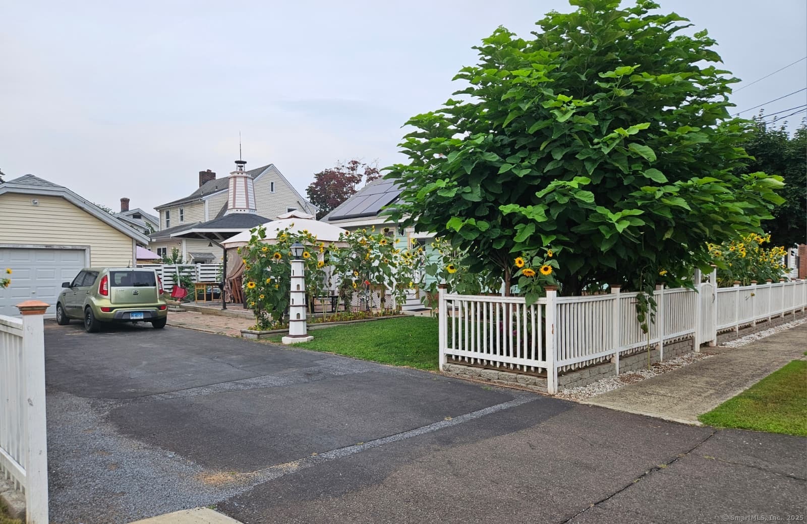 30 Bradley Avenue