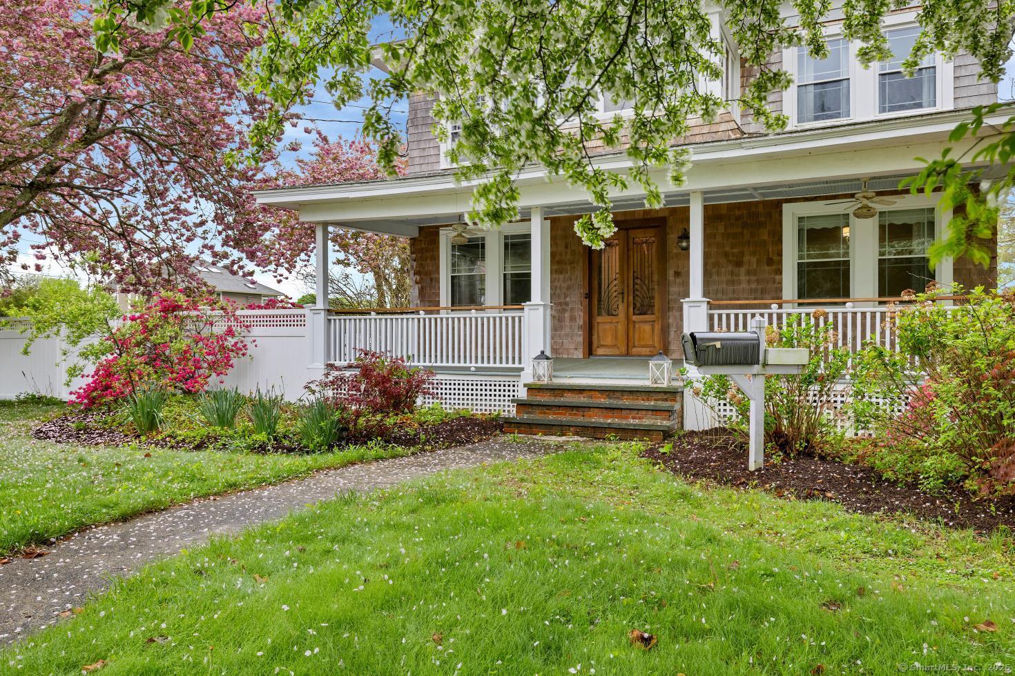 26 College Street, Old Saybrook, Connecticut image 2