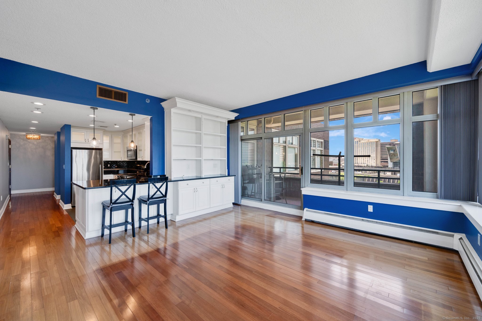 235 East River Drive APT 704