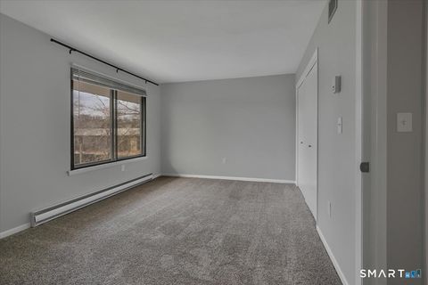 Tiny photo for 10 Briar Court #10, Cromwell, CT 06416 (MLS # 24153074)