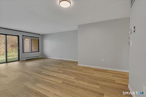 Tiny photo for 10 Briar Court #10, Cromwell, CT 06416 (MLS # 24153074)