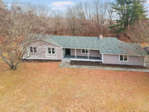 A home in Griswold