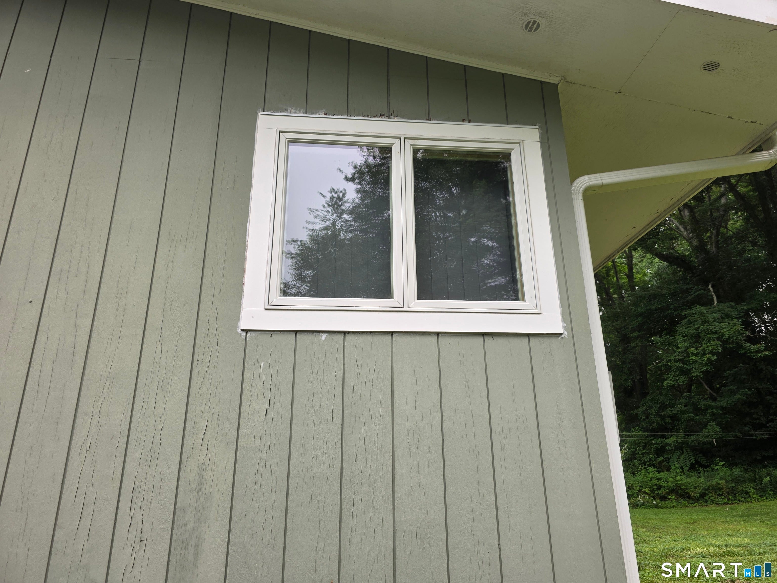 22 Brookside Drive