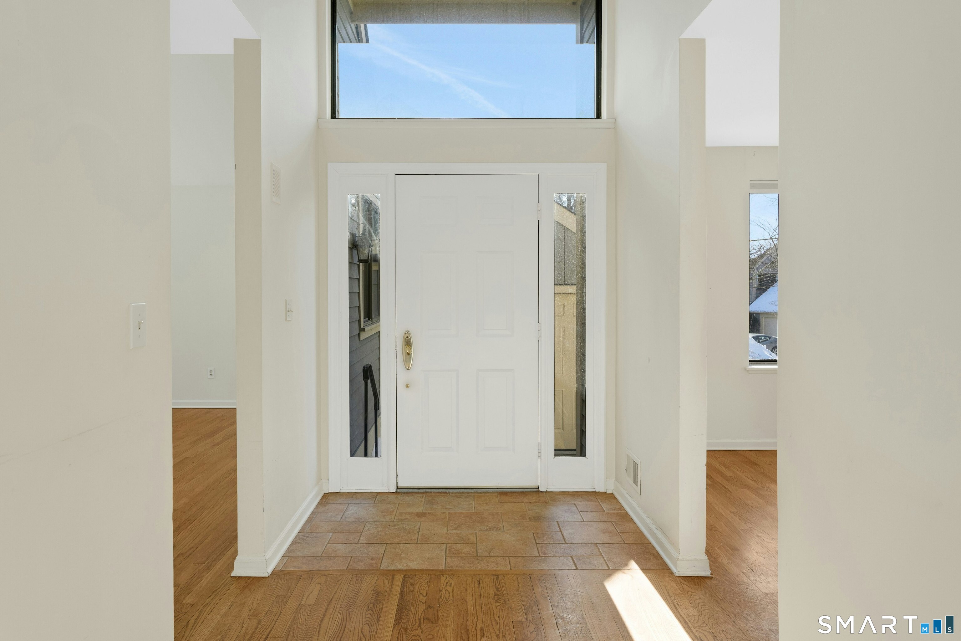 501 West Lyon Farm Drive 501