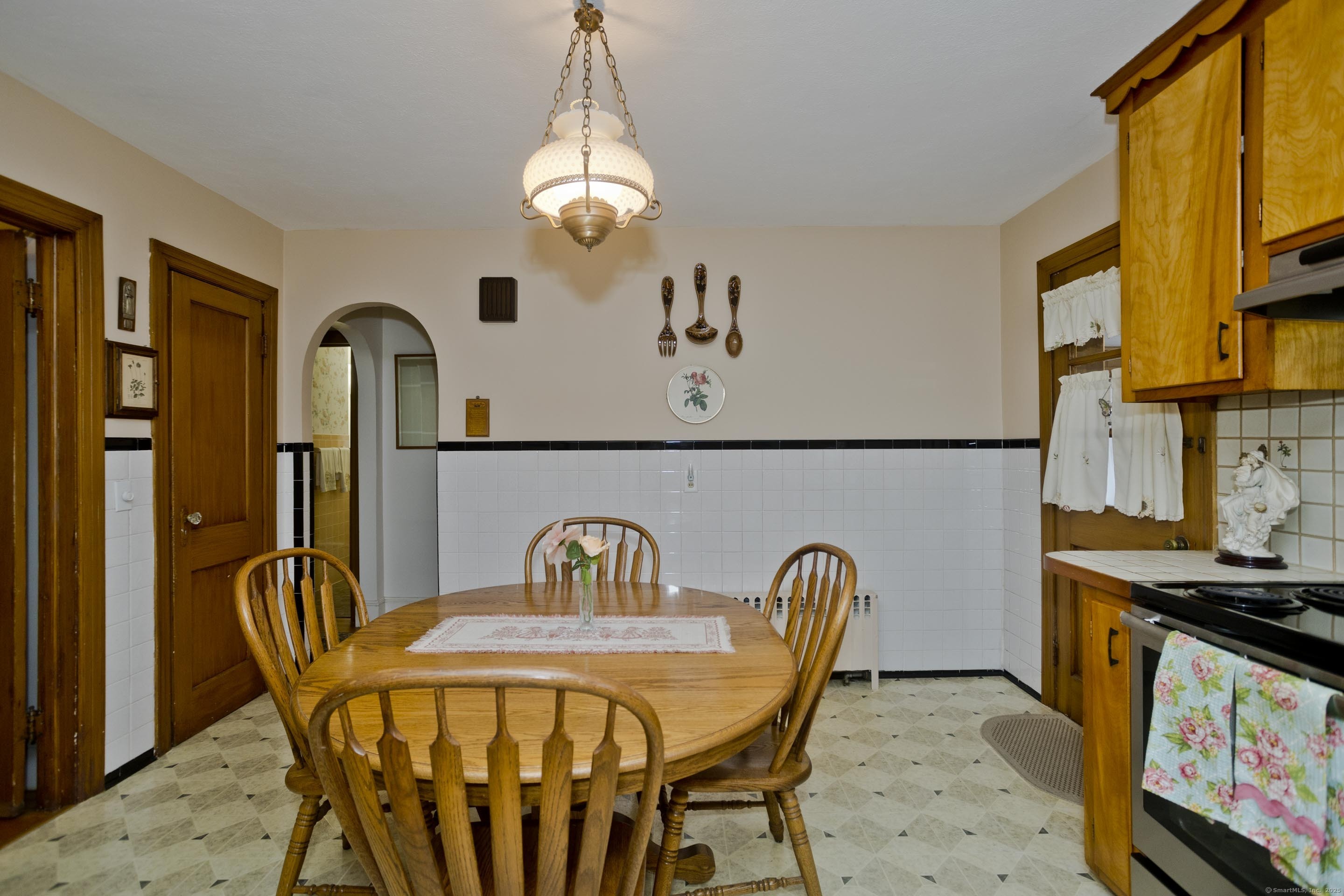 8 Summer Street, Enfield, Connecticut image 5