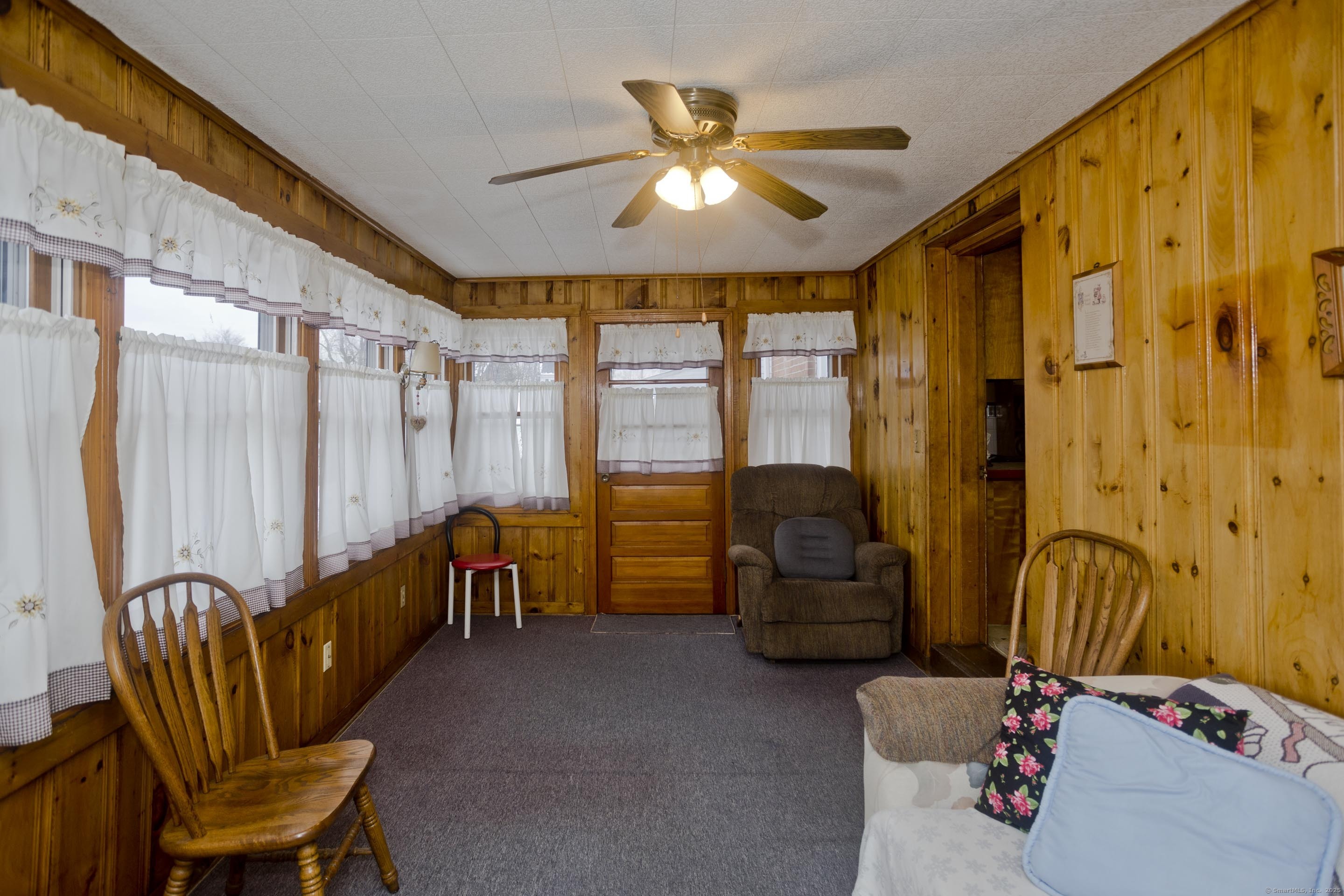 8 Summer Street, Enfield, Connecticut image 19