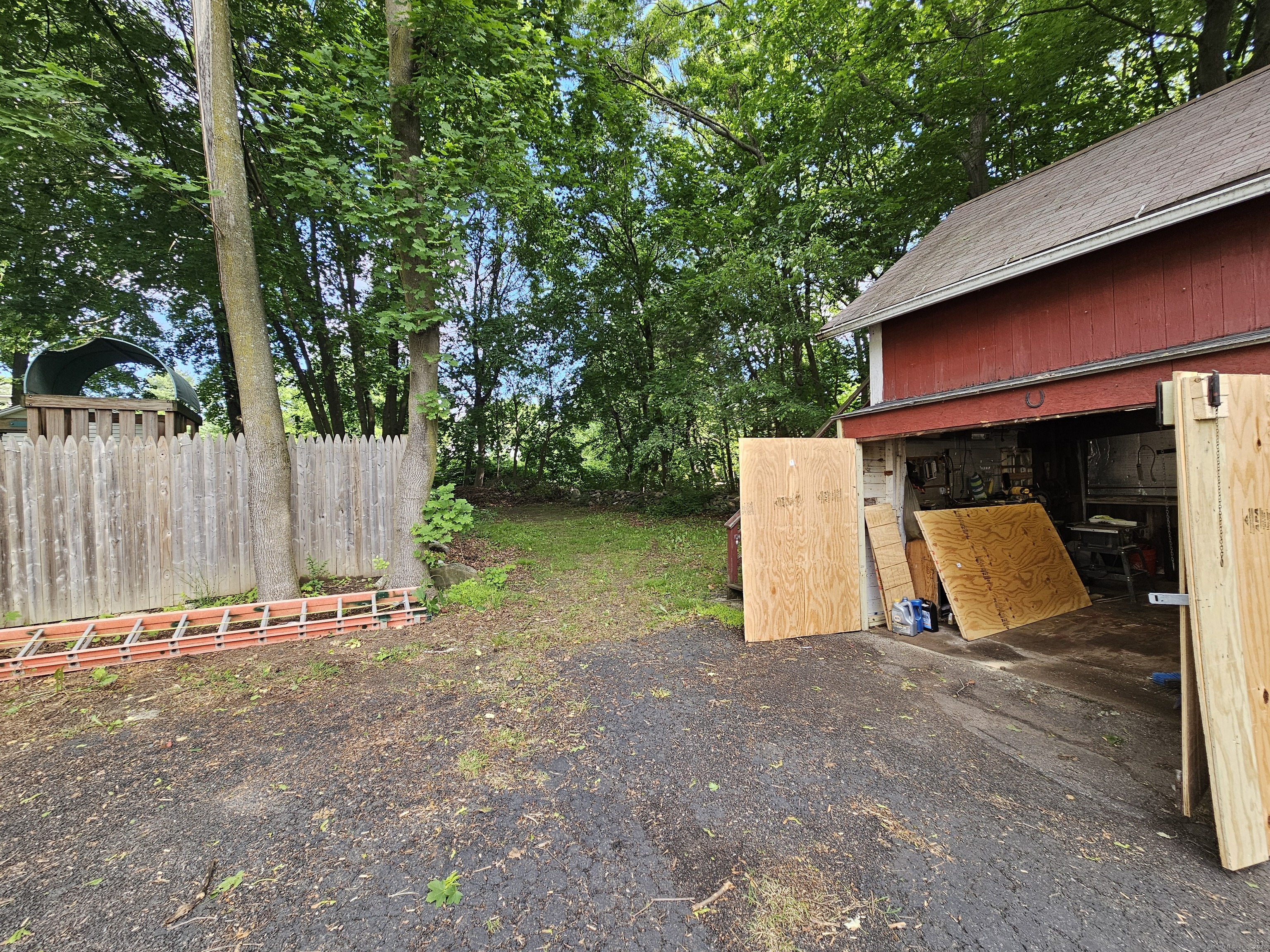 216 Bunker Hill Avenue, Waterbury, Connecticut image 4